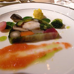ホテルオークラ福岡 - オマール海老と福岡県産旬野菜のモザイク仕立て　トマトのクーリを添えて
