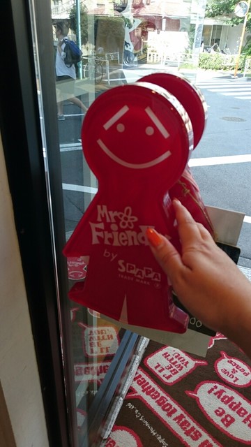 アラフォーアラサー懐かしのs Papaと再会できるcafe By ナスとトマト Mr Friendly Cafe ミスターフレンドリーカフェ 代官山 カフェ 食べログ