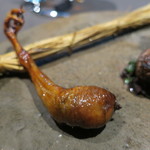 茶禅華 - 小鳩 胸肉 台湾香辛料 馬告焼き、腿肉 五香脆皮仕立て3