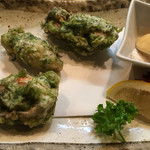 居酒屋りしり - 牡蠣の生青のり天ぷら
      
      青のりの風味が広がる絶品！！