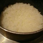 Gokoku Iommo Rukusatsu - 釜炊き（一人釜）での調理です。