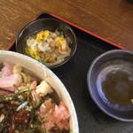 一歩 - 海鮮丼　並