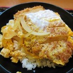 大衆食堂 半田屋 - カツ丼登場