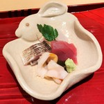 銀座 しのはら - 淡路島の鯛、塩釜の鮪、瀬戸内のかます、石垣貝