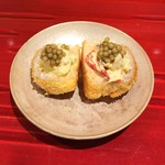 銀座 しのはら - 琵琶湖のマスのフライ、キャビア添え