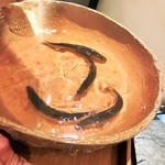 銀座 しのはら - 元気に泳ぐ琵琶湖の鮎