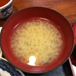 野毛おでん - しじみの味噌汁。
      美味し。