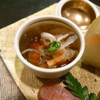 浜長 - 先付けの中のふぐ皮、ポン酢。すっきりして美味。