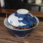 田代 - 2017年9月再訪：蓋からはみ出てます☆