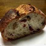 ブーランジェリー パルク - クランベリーとクルミ