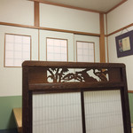 東 - お座敷内観