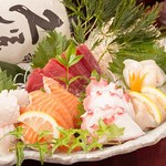 Assorted 5 pieces of sashimi
