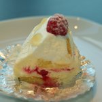 イデミスギノ - エベレスト断面（2011年3月31日）