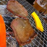 和牛夫人 - 炭火で良い感じです