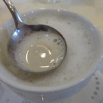 ル・ニ・ド・ファコン - 