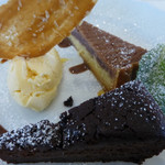 ル・ニ・ド・ファコン - 