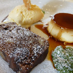 ル・ニ・ド・ファコン - 