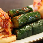 韓式居酒屋 アッパ - キムチ盛合せ