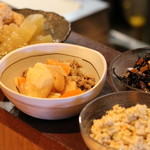 Kateiryouri Himawari - 冬瓜とツクネの煮物