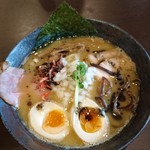 らーめんキラリボシ - 濃厚醤油ラーメン(850円)(味玉クーポン)