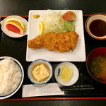 Arufa  Ga-Den - ホテルの夕食付きプラン。
                ”四季折々の日替わり定食”を選んだら、とんかつ定食でした