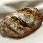 メゾン ムラタ - さつまいもとくるみ ¥220