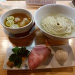 自家製麺 くろ松 - 【2017.9.20(水)】特級白醤油つけ麺(並盛・210g)950円