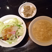 廣東料理 民生 ヒルトンプラザウエスト店 - サラダ、スープ、漬物