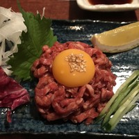 牛皇 - ユッケ