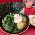 横濱家系ラーメン 勝鬨家 - 
