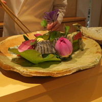 銀座 しのはら - 八寸：鰻唐揚げ とうもろこしのかき揚げ スッポンの唐揚げ どじょう唐揚げ 焼き茄子 ハモンイベリコ 胡麻餡掛け 毛蟹とイチジク 焼き穴子 車海老 卵真薯 煮蛸 庄内麩チーズ挟み トマト黄身酢1