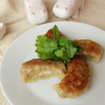 お野菜小皿料理のワインバル KiboKo - パクチー餃子