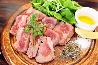 守谷 おしゃれに食べてやせる肉 BAR 85 - 