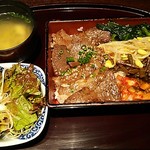 松阪苑 - 黒毛和牛の焼肉重