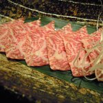 炭火焼肉　韓山 - 正真正銘、イチボ刺身