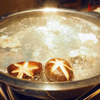 しゃぶ焼 ふくのや - ぐつぐつ煮え立つ鍋に期待度マックス