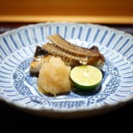 豪龍久保 - 秋刀魚の備長炭焼き（古染付）