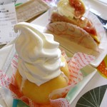 生桃ソフト650円