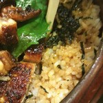 お米にはタレが染み込む