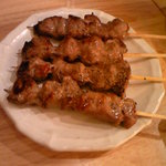 もつ焼き 肉の佐藤 - 串焼き　豚のかしらとはらみ