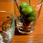 ボッテガ - 突き出しのオリーブ