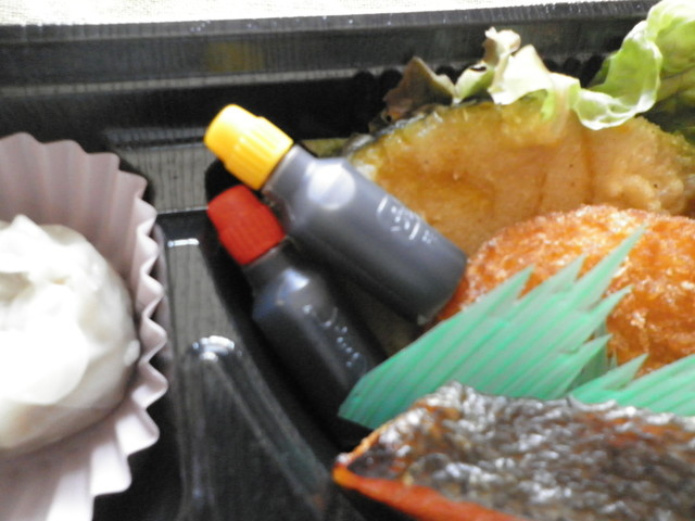 川村仕出し店 - 母恋（弁当）の写真