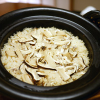 山玄茶 - 松茸と鯛の炊き込みご飯