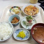 六ツ美食堂 - 日替り昼定食　480円