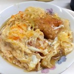 六ツ美食堂 - 唐揚げ玉子とじ