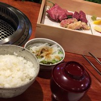 やきにくのバクロ 博多店 - ヘルシーセット 肉増し 1500円