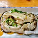 小料理番屋 - 厚岸生牡蠣