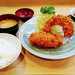 ミニヒレかつ 野菜定食1058円