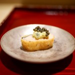 銀座 しのはら - 揚げ鱒　キャビアのせ