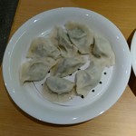 饺美人 手工水饺 - 鮮肉韮菜水餃12元